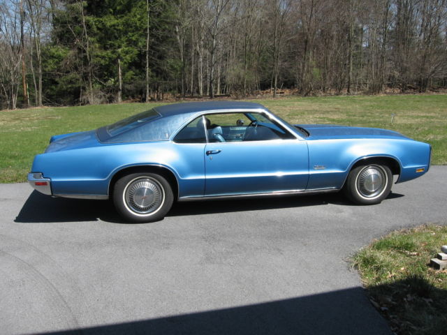 1970 Oldsmobile Toronado - photo 2