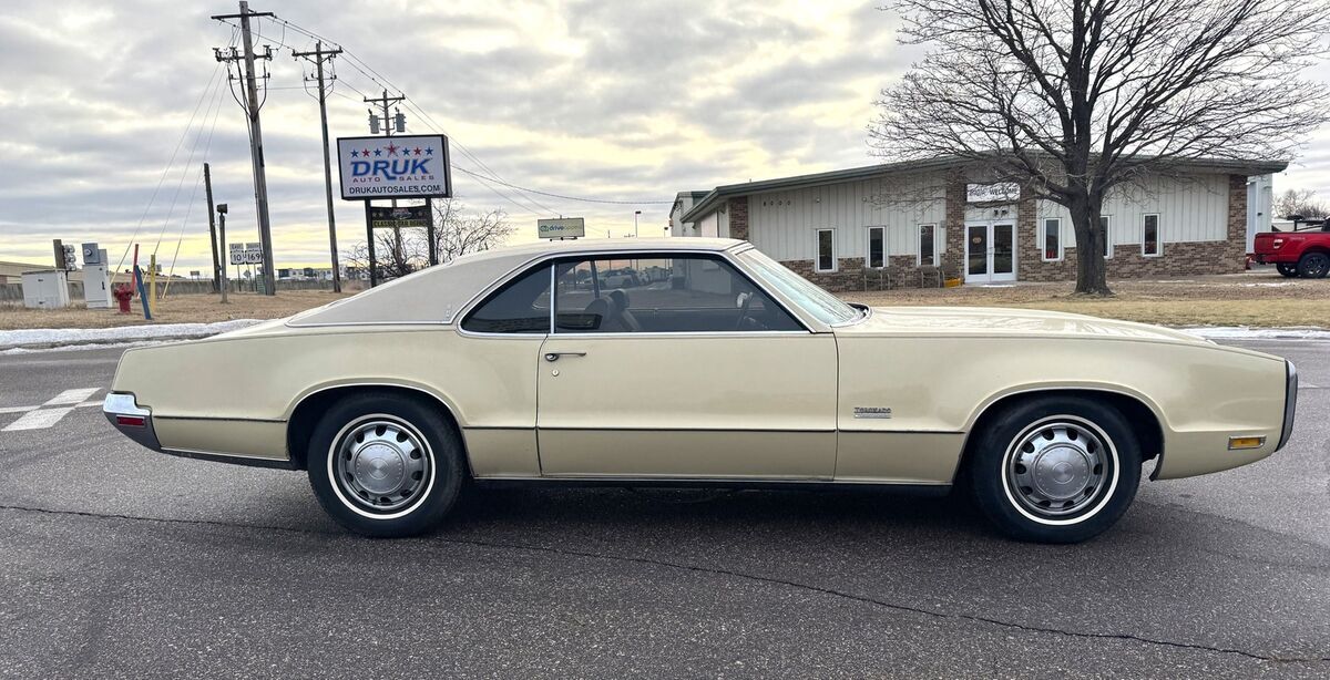 1970 Oldsmobile Toronado - photo 2