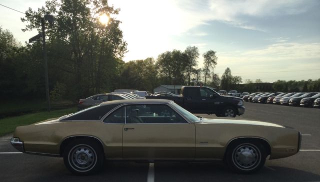 1970 Oldsmobile Toronado Base - photo 4