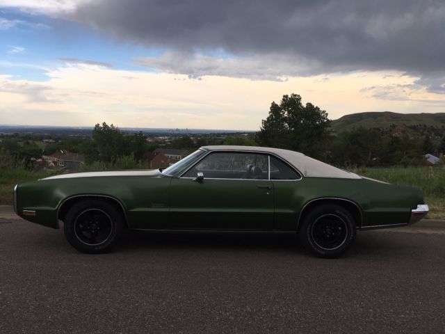 1970 Oldsmobile Toronado GT - photo 2