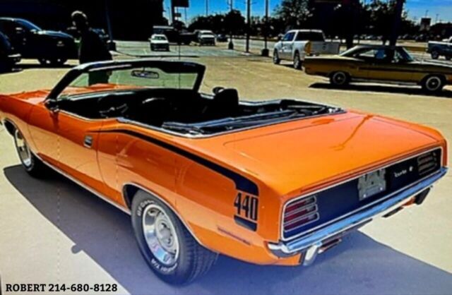 1970 Plymouth Barracuda 440cid 3x2bbl 6 Pack Convertible - photo 2