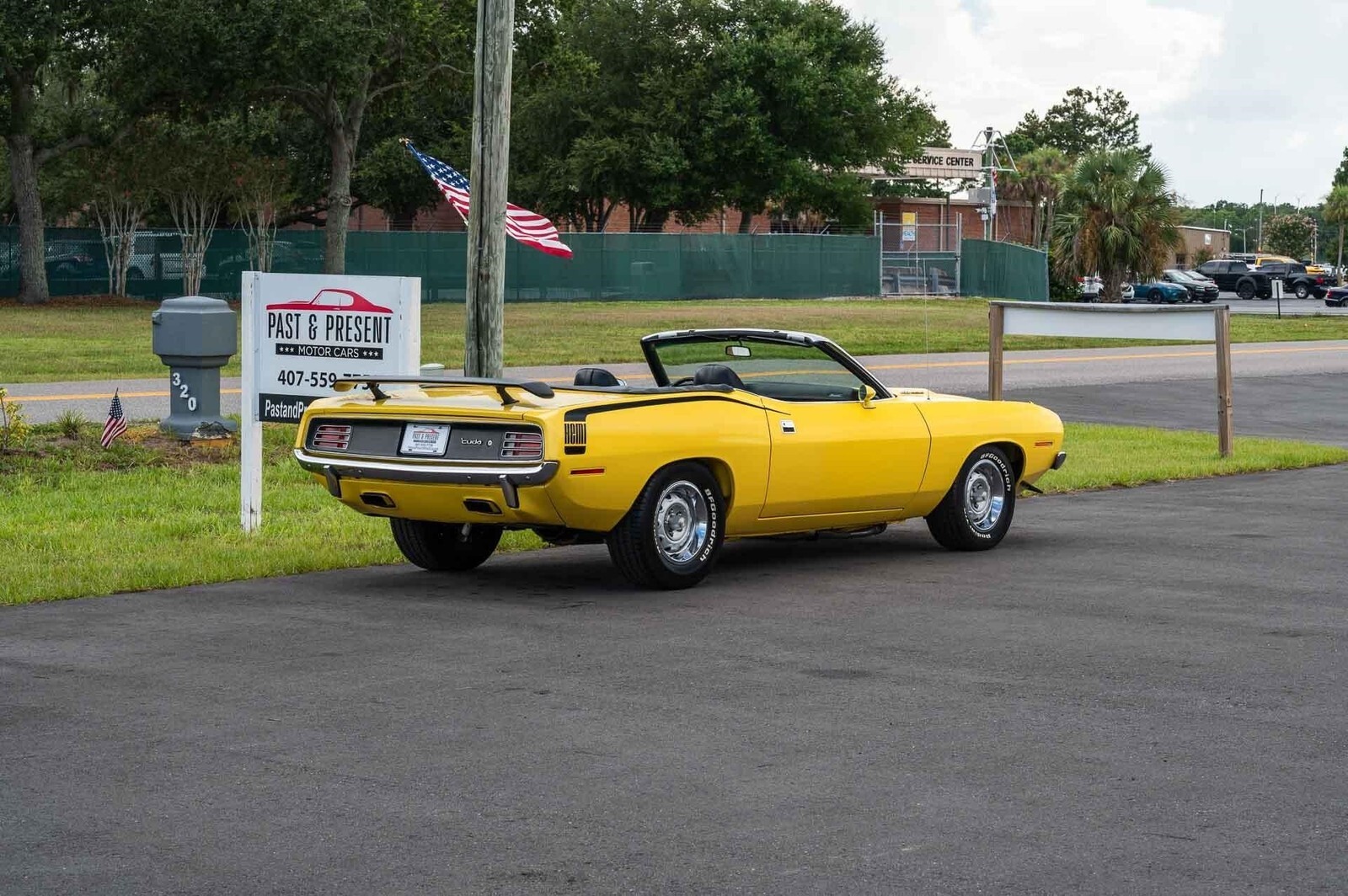 1970 Plymouth Barracuda Convertible, HEMI, 4 Speed! - photo 6