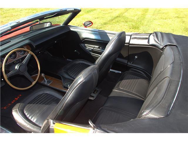 1970 Plymouth Convertible - photo 2