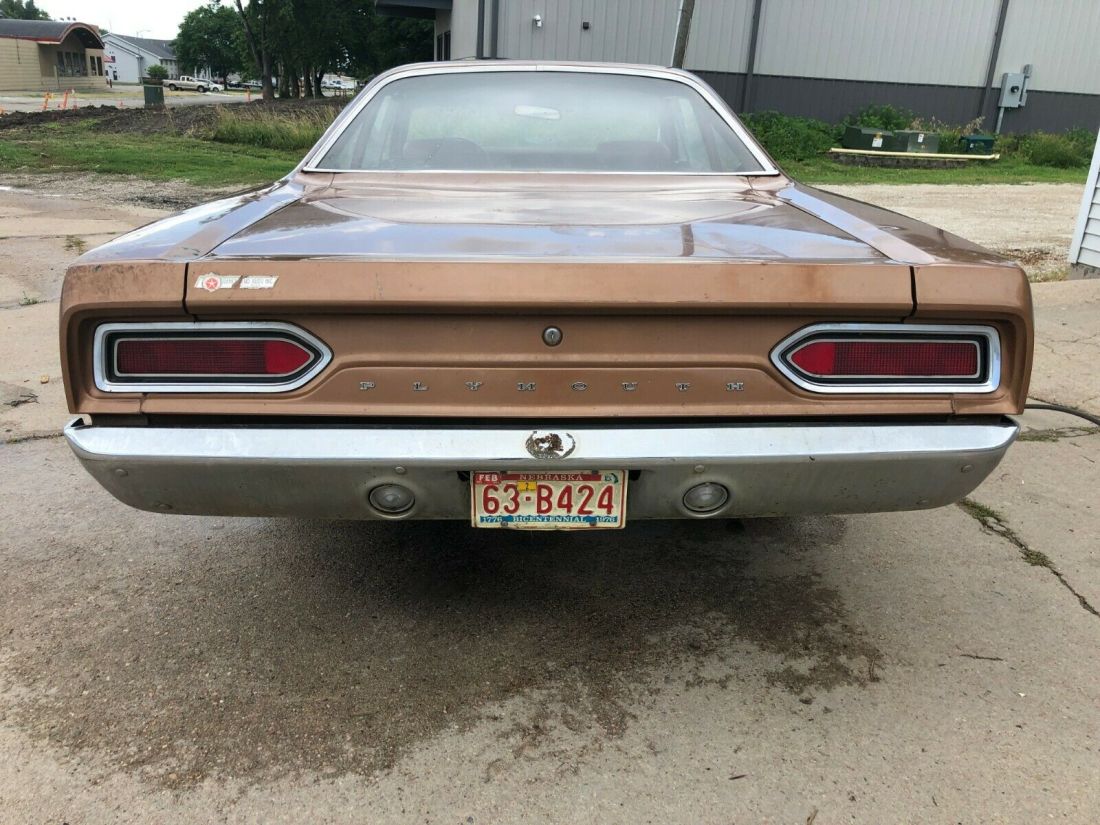 1970 Plymouth Belvedere - photo 2