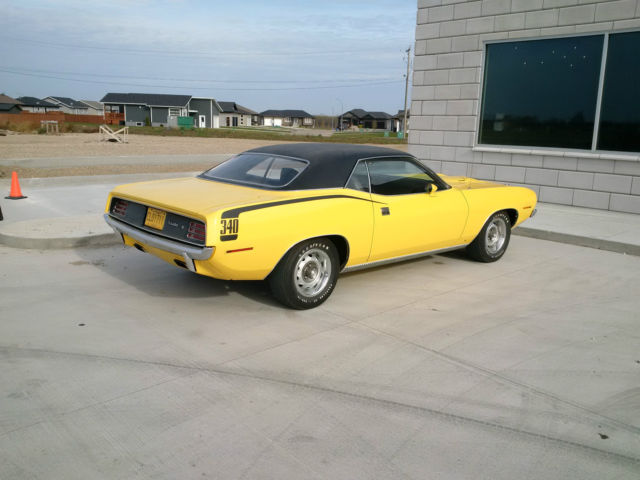 1970 Plymouth Cuda 340 4 speed lemon twist 1970 Plymouth Barracuda