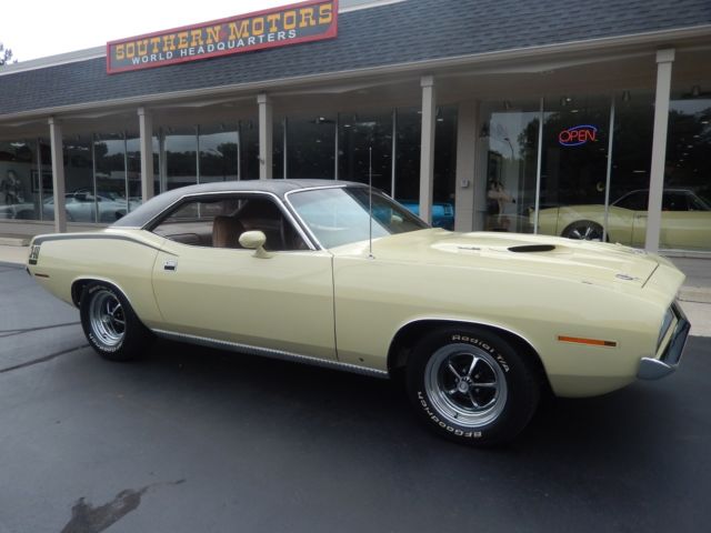 1970 Plymouth Cuda factory yellow gold 340 auto Rotisserie Restored 1970 Plymouth Barracuda Cuda