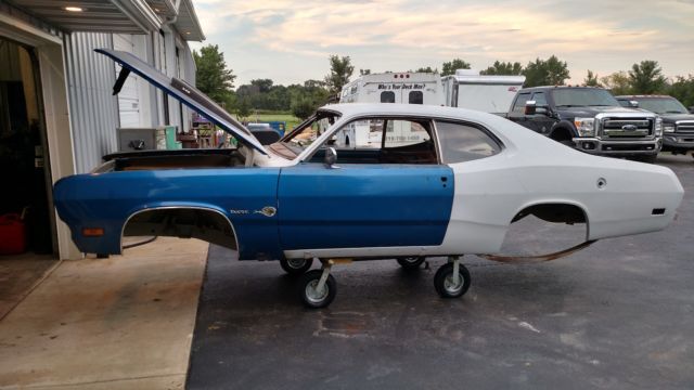 1970 Plymouth Duster 340 4 speed 1970 Plymouth Duster