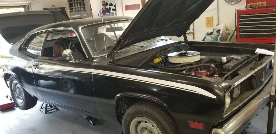 1970 Plymouth Duster 340 H code bucket seats with floor shift - photo 6