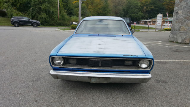 1970 PLYMOUTH DUSTER TRUE 340, 4 SPEED, MATCHING NUMBERS 1970 Plymouth Duster