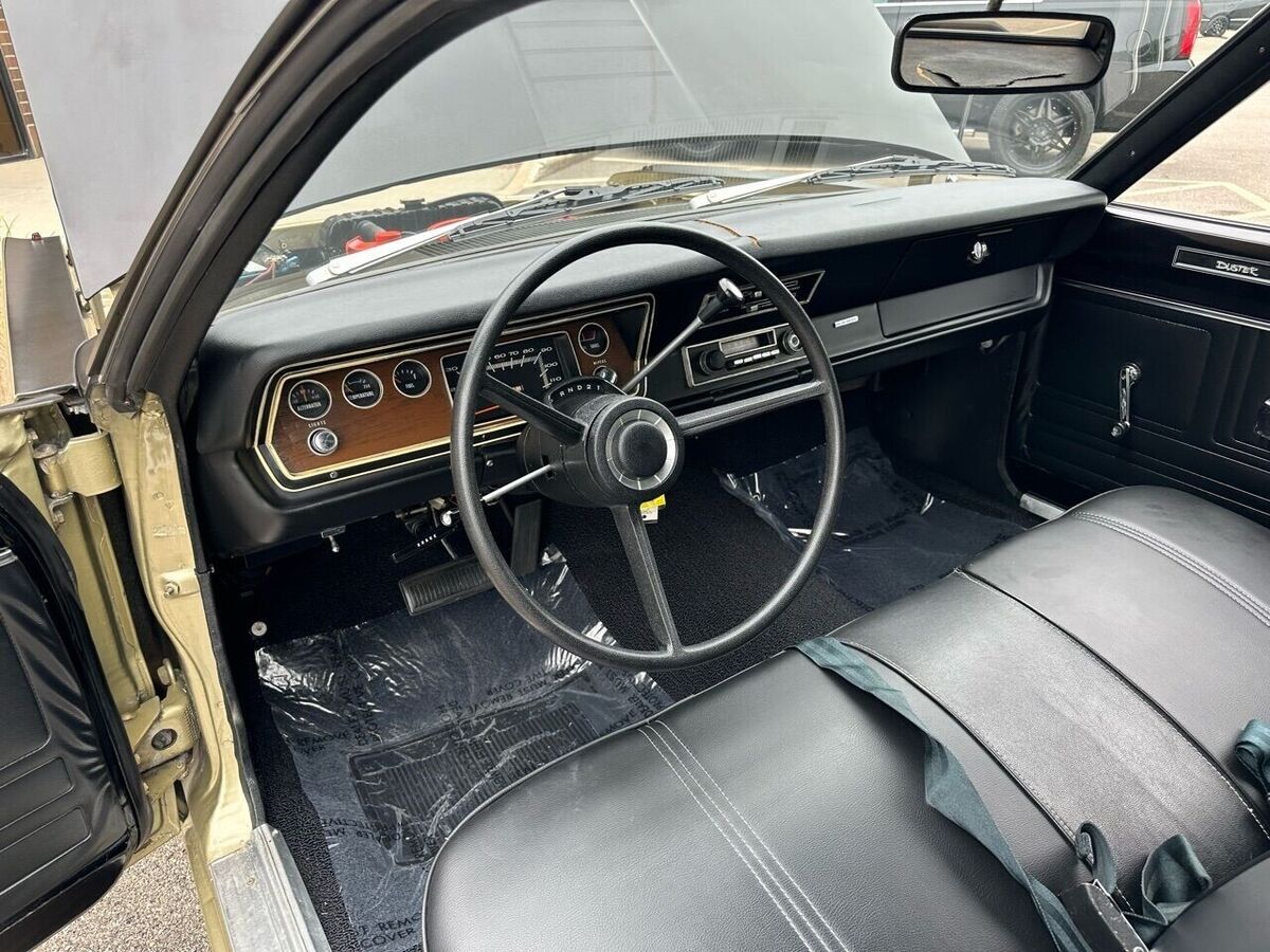 1970 Plymouth Duster Valiant 340 CI V-8, Automatic - photo 9