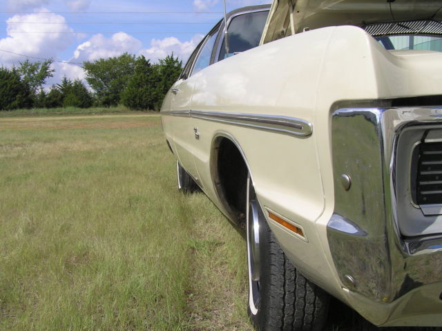 1970 Plymouth Fury 383 V8 Gran Coupe Automatic Dual Quad 727 transmission 1970 Plymouth Fury Gran Coupe