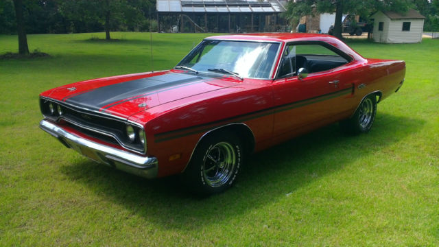 1970 Plymouth GTX 440 4 speed 1970 Plymouth GTX