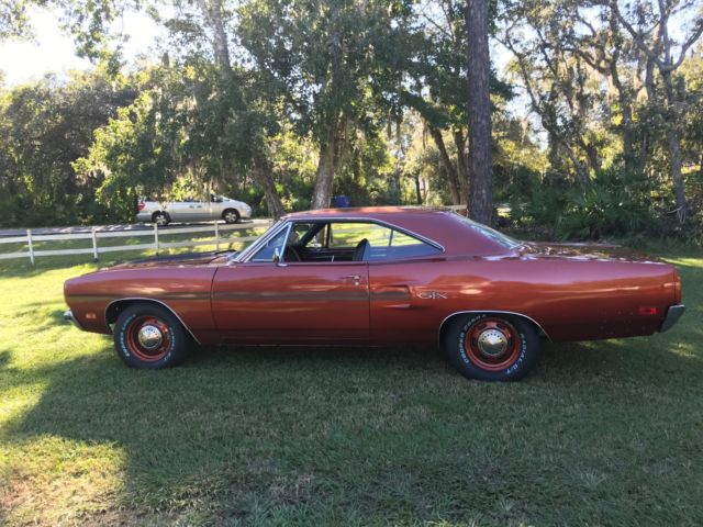 1970 PLYMOUTH GTX 440 4 SPEED dana 60 FENDER TAG VIN TAG n96 AIR GRABBER NICE 1970 Plymouth GTX A33 track pack