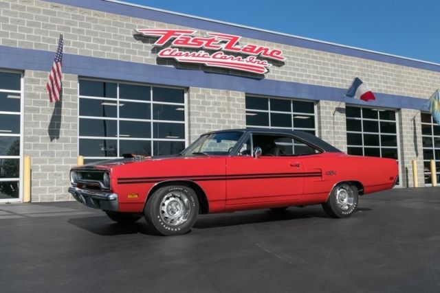1970 Plymouth GTX 440 6-Pack 4 Speed Factory V-Code Correct Colors 1970 Plymouth GTX 440 6-Pack V-Code