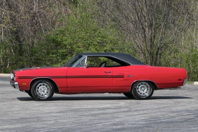 1970 Plymouth GTX 440 6-Pack V-Code - photo 6