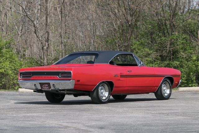 1970 Plymouth GTX 440 6-Pack V-Code - photo 9