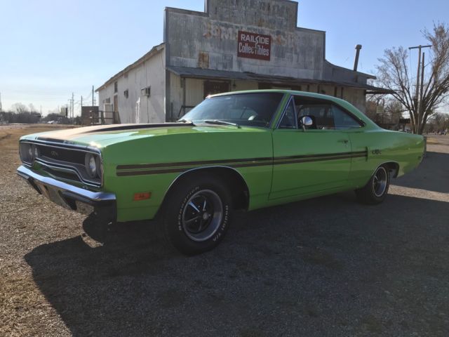 1970 Plymouth GTX Matching #'s W/Build Sheet 440/375 1970 Plymouth GTX Buckets