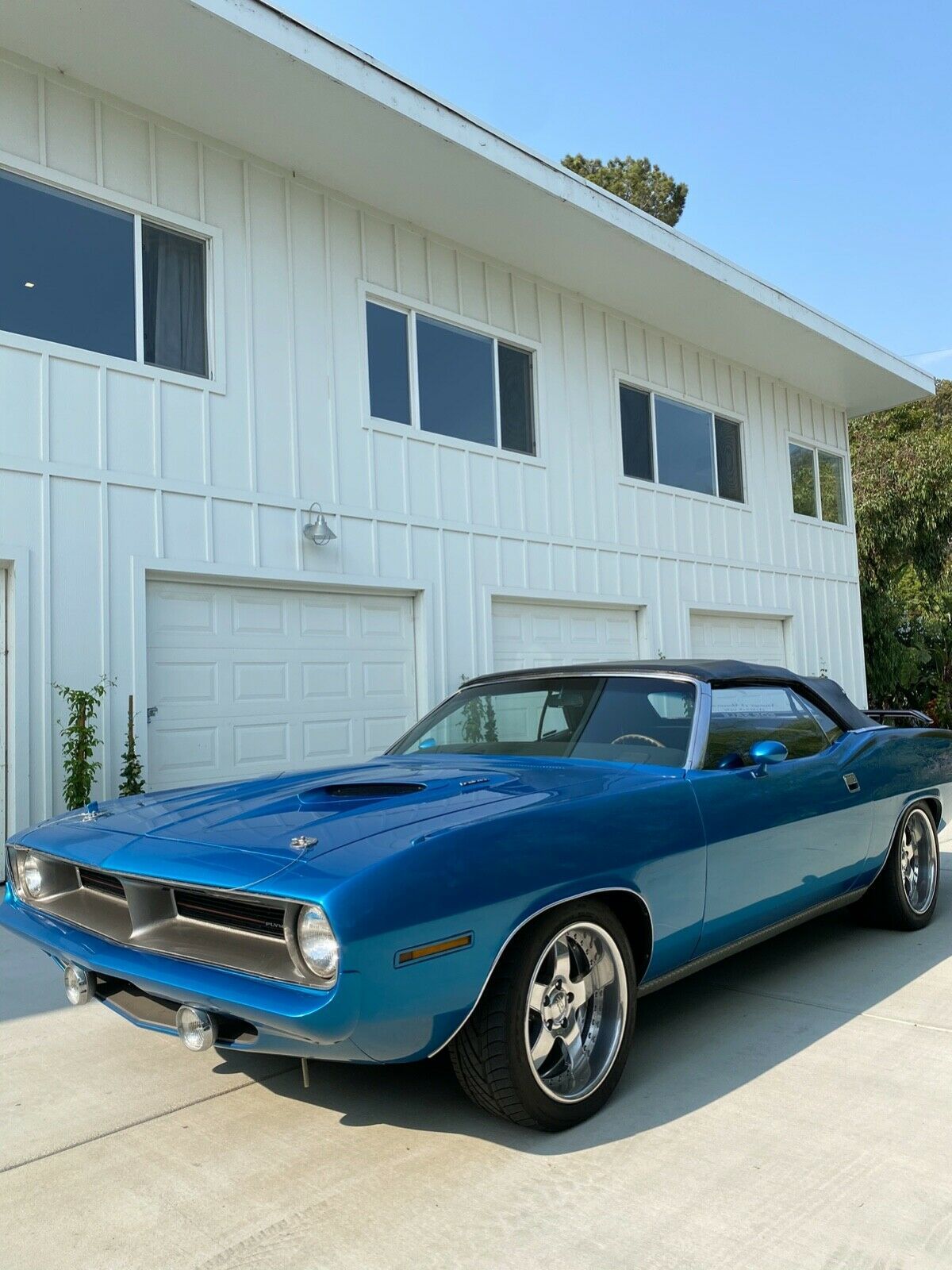 1970 Plymouth Hemi Cuda Convertible. 426 CU. Factory Crate Engine from Chrysler. 1970 Plymouth Barracuda Cuda