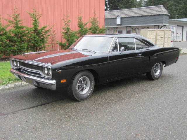 1970 Plymouth Road Runner 2 Door Hardtop 4speed pistol grip - photo 4