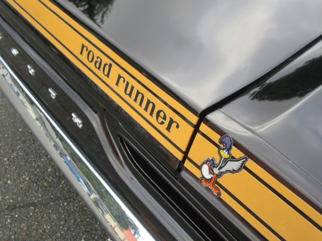 1970 Plymouth Road Runner 2 Door Hardtop 4speed pistol grip - photo 8