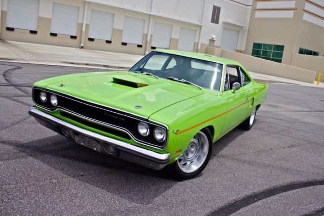 1970 Plymouth Road Runner Rotisserie Restoration / 4-Speed - photo 5