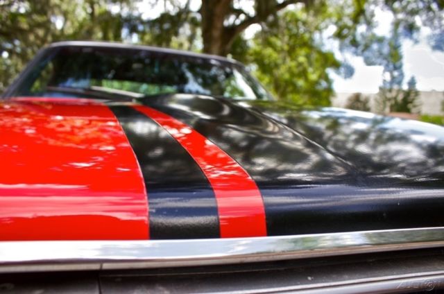 1970 Plymouth Road Runner 440 V8 / 300 MILES / Restored!! - photo 10