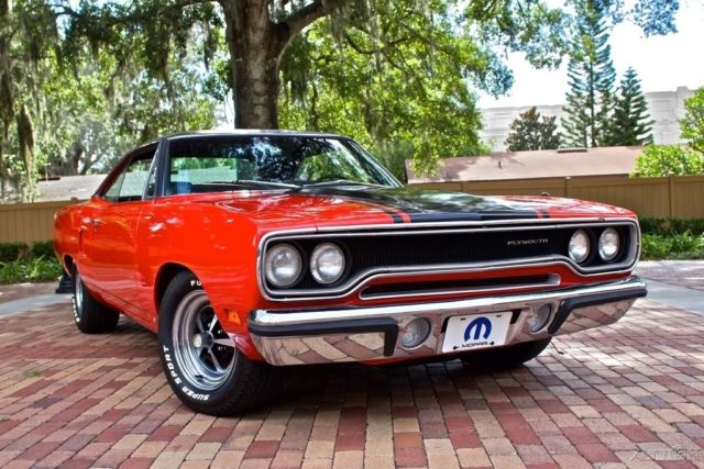 1970 Plymouth Road Runner 440 V8 / 300 MILES / Restored!! - photo 6