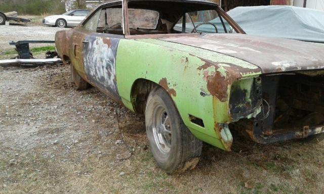 1970 Plymouth Road Runner Parts Car - photo 4