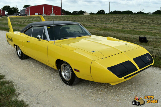 1970 Plymouth Road Runner Super-Bird "V-Code"