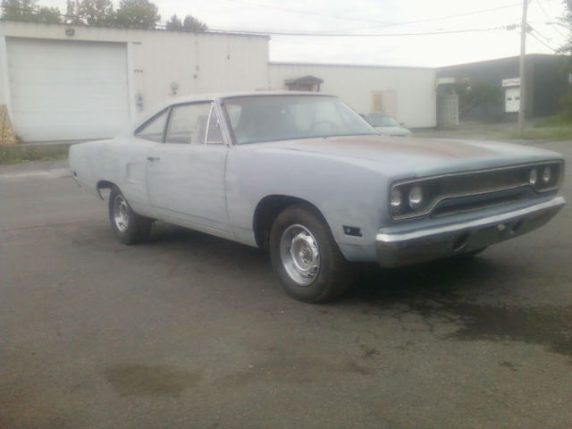 1970 Plymouth Roadrunner - 383 automatic 1970 Plymouth Road Runner