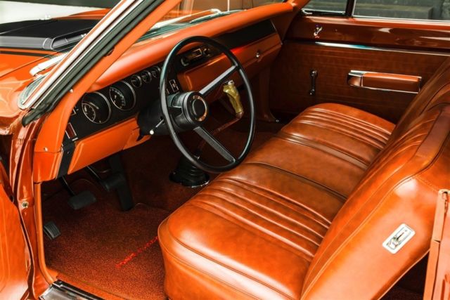 1970 Plymouth Road Runner 426 Hemi, 4 Speed Air Grabber Hood - photo 10