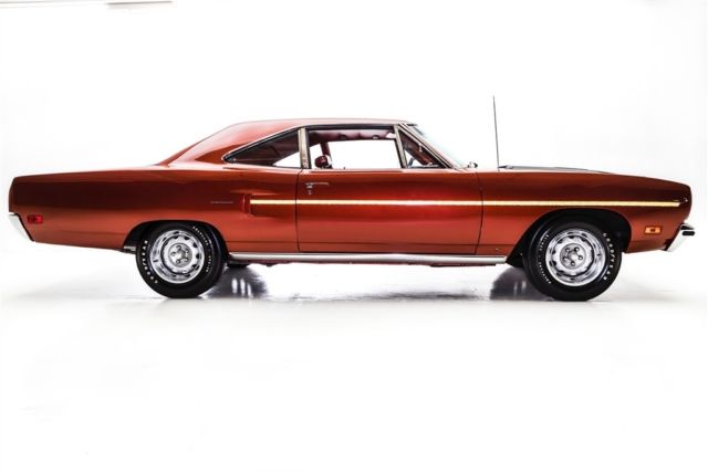 1970 Plymouth Road Runner 426 Hemi, 4 Speed Air Grabber Hood - photo 2