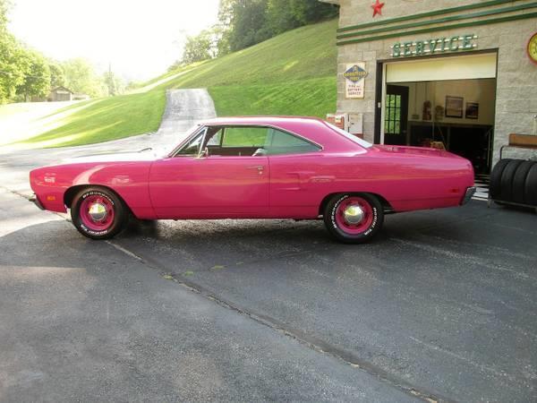 1970 Plymouth Roadrunner, FM3 Moulin Rouge with 0 Miles available now! 1970 Plymouth Road Runner --