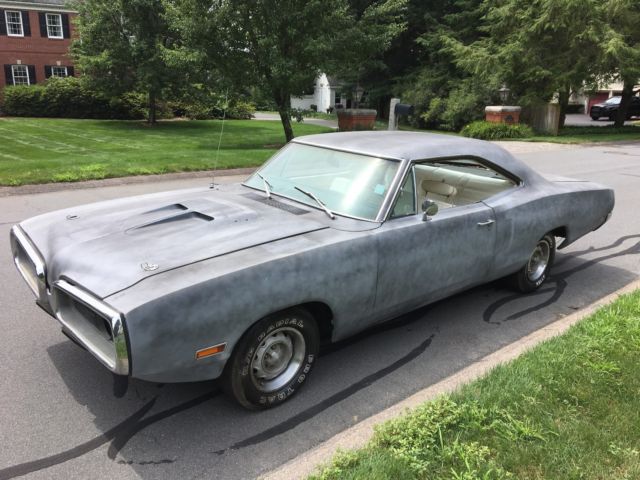 1970 Plymouth Superbee Matching number4-spd with white interior - photo 2