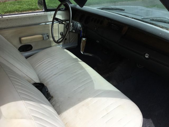 1970 Plymouth Superbee Matching number4-spd with white interior - photo 9