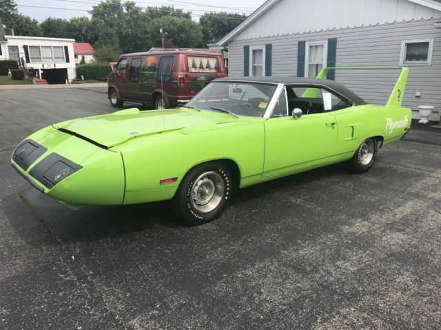 1970 Plymouth Road Runner Superbird - photo 2