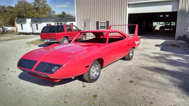 1970 Plymouth Road Runner Superbird - photo 2
