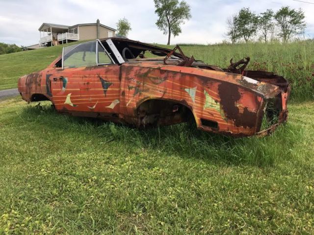 1970 Plymouth Road Runner Superbird - photo 2