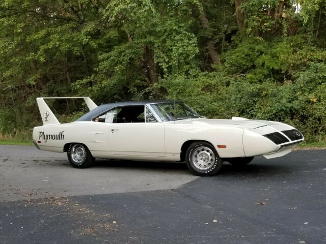 1970 Plymouth Road Runner Superbird - photo 13