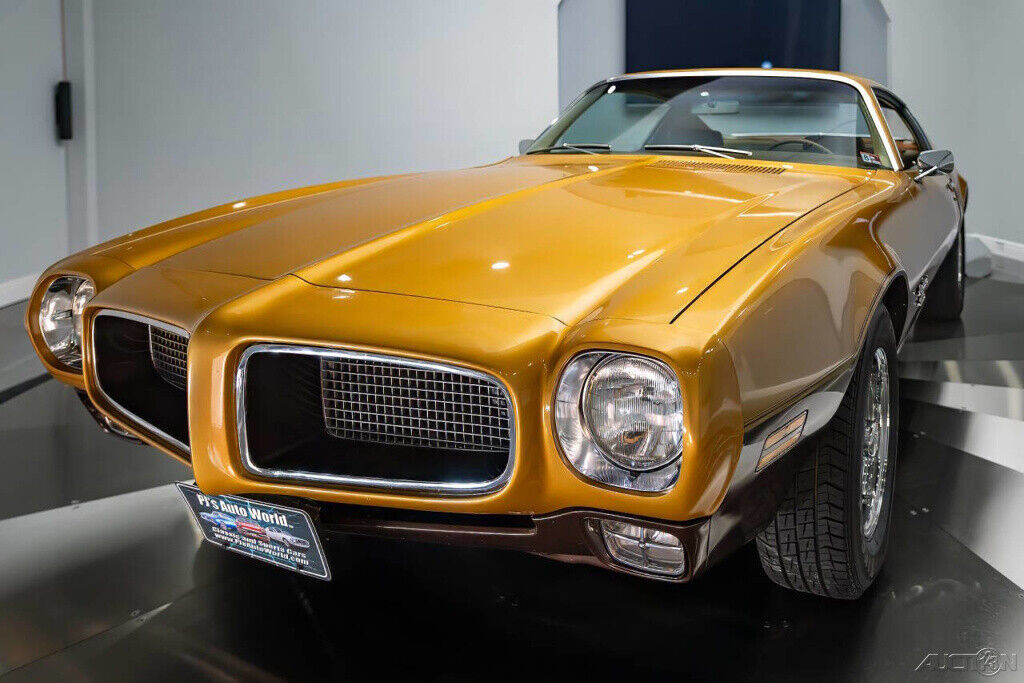 1970 Pontiac Firebird Two Tone Paint, Numbers Matching 350 V8, Early Production - photo 12