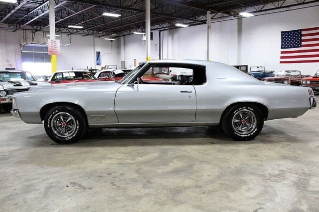 1970 Pontiac Grand Prix -- - photo 2
