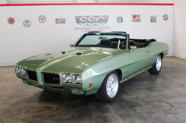 1970 Pontiac GTO No trim field - photo 2