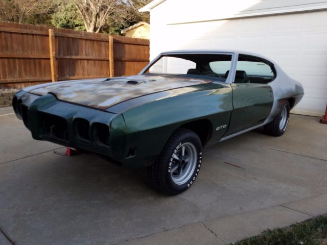 1970 Pontiac GTO - number matching, PHS documented - Pepper Green 1970 Pontiac GTO