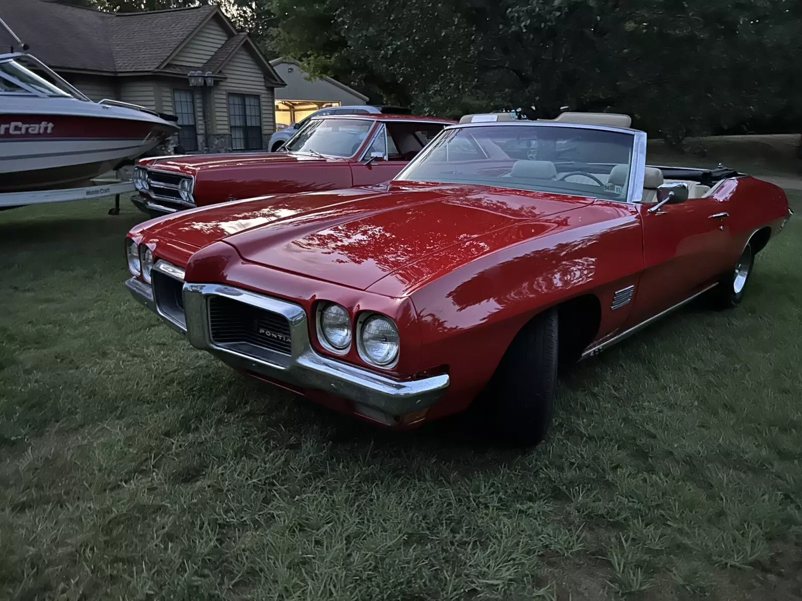 1970 Pontiac LeMans Convertible Red sport 1970 Pontiac Le Mans sport