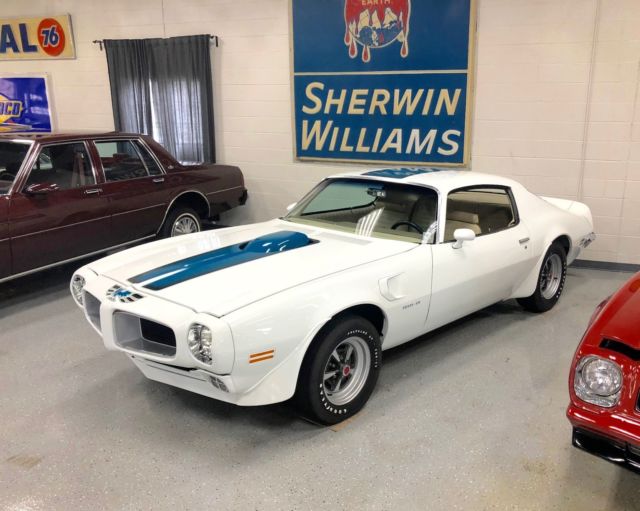 1970 Pontiac Trans Am - 400CI Ram Air III - Shaker hood- Nicer than new! 1970 Pontiac Trans Am