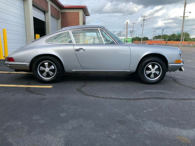 1970 Porsche 911 2 door - photo 4