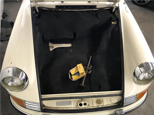 1970 Porsche 911 T Coupe Matching Numbers - photo 8