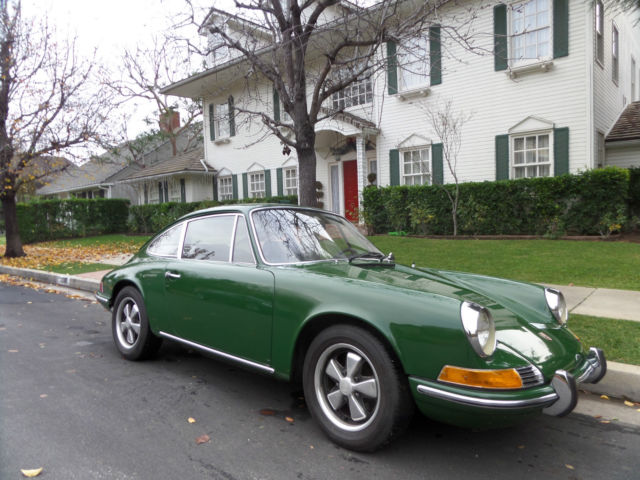 1970 PORSCHE 911T Irish Green/Black 1 owner with all documentation 1970 Porsche 911