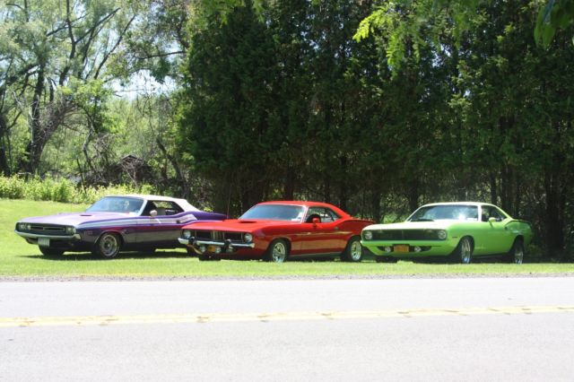 1970 “Ray Barton” 426 HEMI Cuda, SHAKER, Still have 440 and two Hemi 4 speeds 1970 Plymouth Gand Coupe w/leather Factory Correct Grand Coupe Cuda 440, 4 sp.