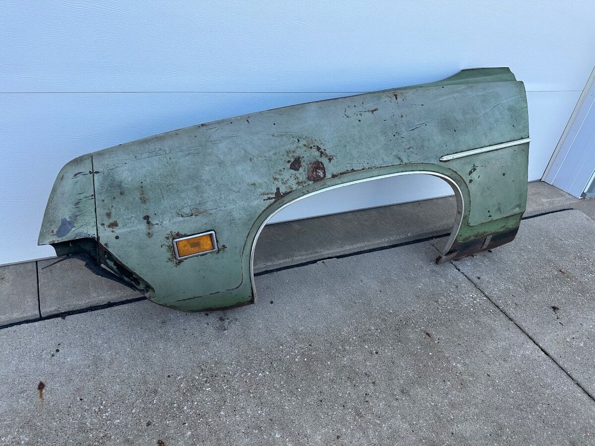 1970 Ford Ranchero WITH 1971 GT TRIM/ SUNROOF - photo 11